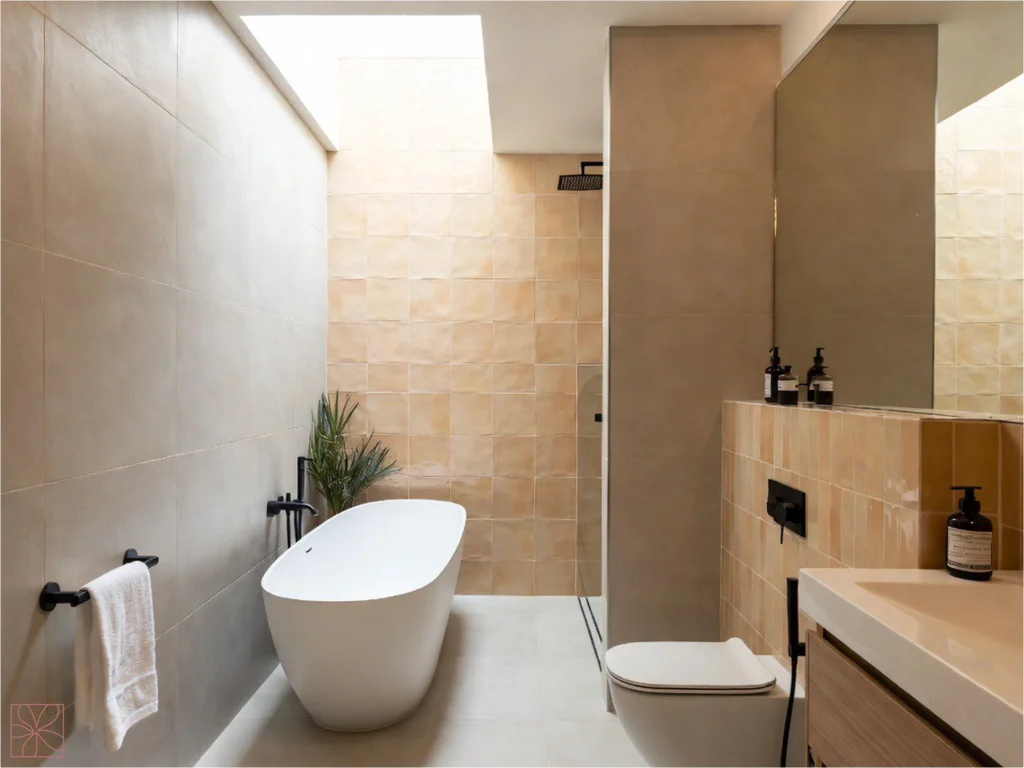 Tendencias en Azulejos de baño con tonos tierra